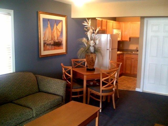 Ambassador Inn Ocean City Room photo
