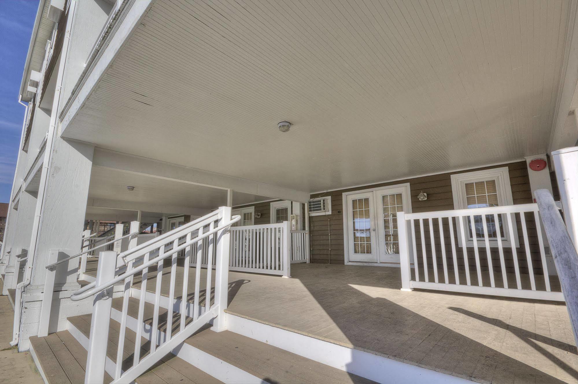 Ambassador Inn Ocean City Exterior photo