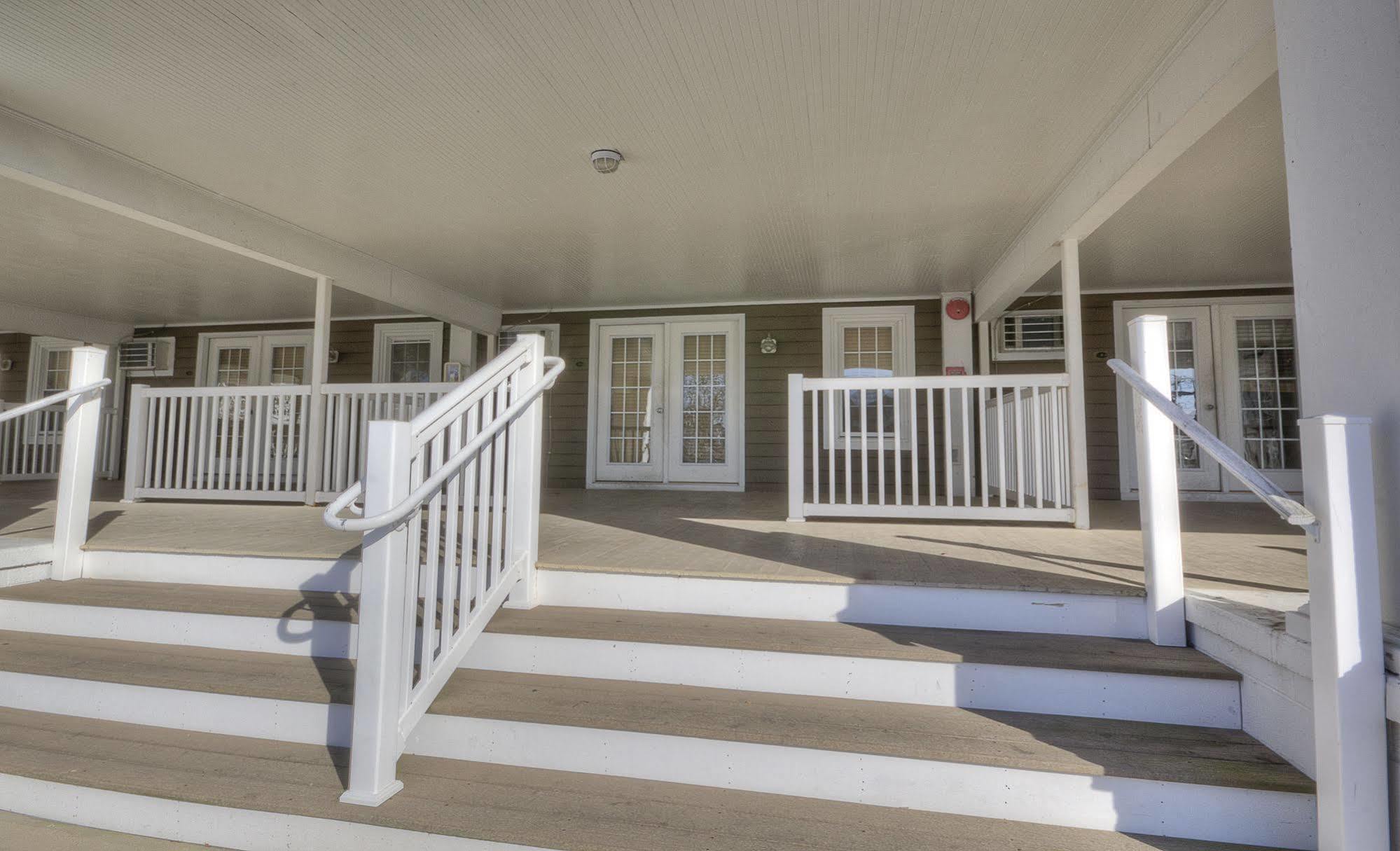 Ambassador Inn Ocean City Exterior photo